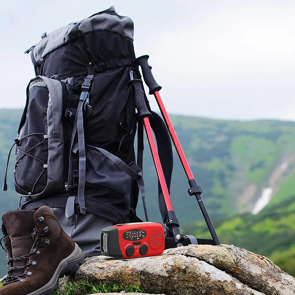 Lifesaver Solar Hand Crank Radio